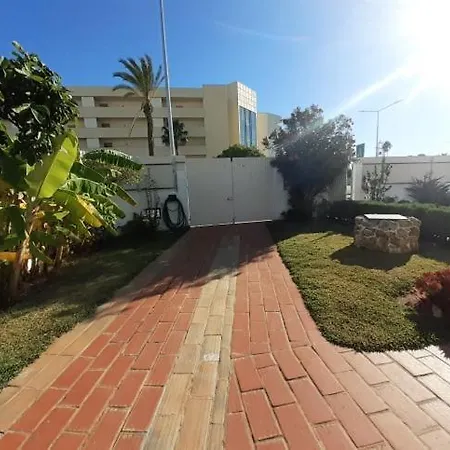 فيلة Magnific Miramar With Pool *