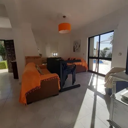 Magnific Miramar With Pool فيلة *